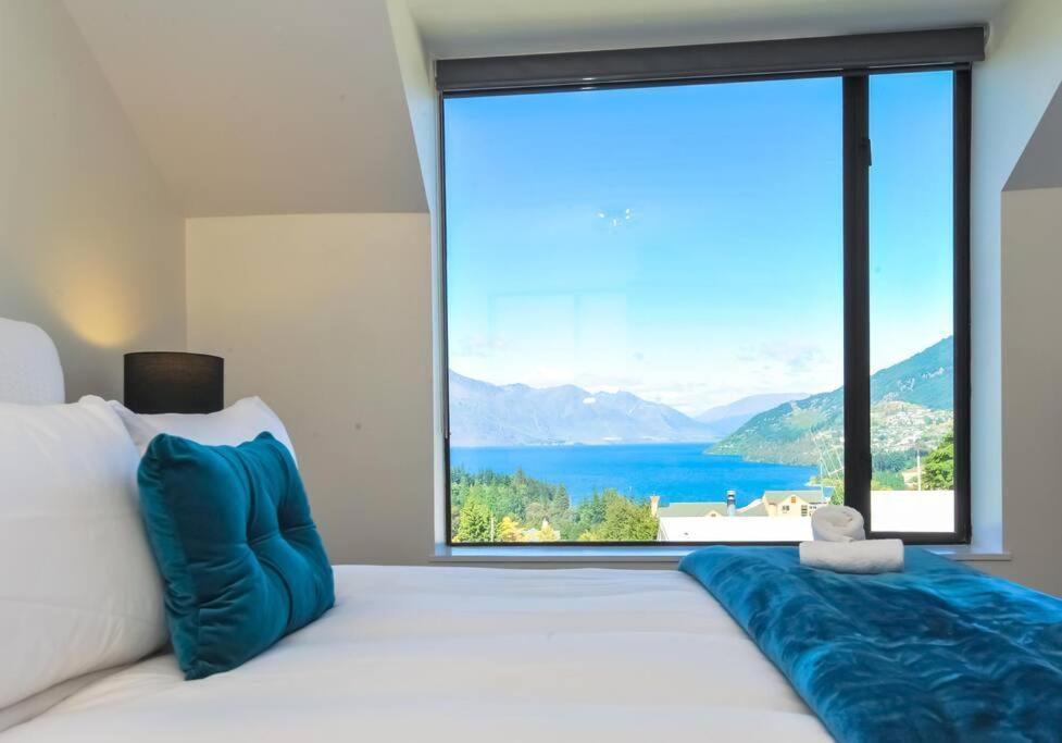 Stunning Home With Amazing Wakatipu Lake Views Distretto di Distretto di Queenstown Esterno foto